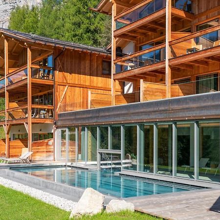 Dolomiti Lodge Alvera Cortina dʼAmpezzo Exteriör bild