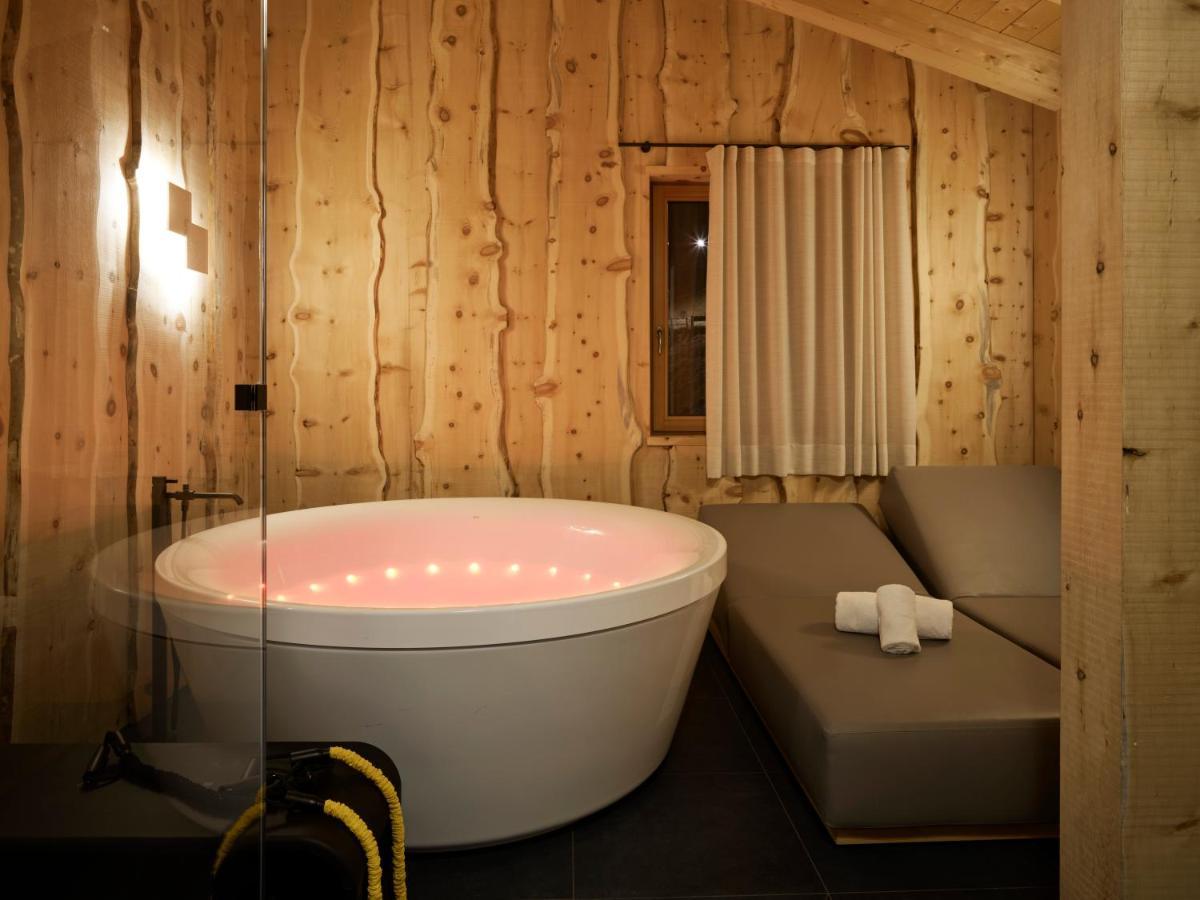 Dolomiti Lodge Alvera Cortina dʼAmpezzo Exteriör bild