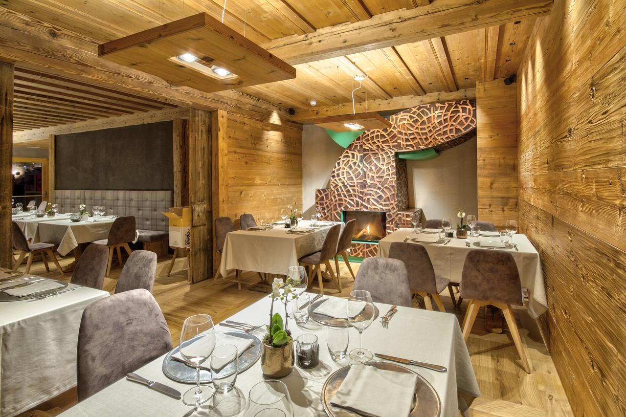 Dolomiti Lodge Alvera Cortina dʼAmpezzo Exteriör bild
