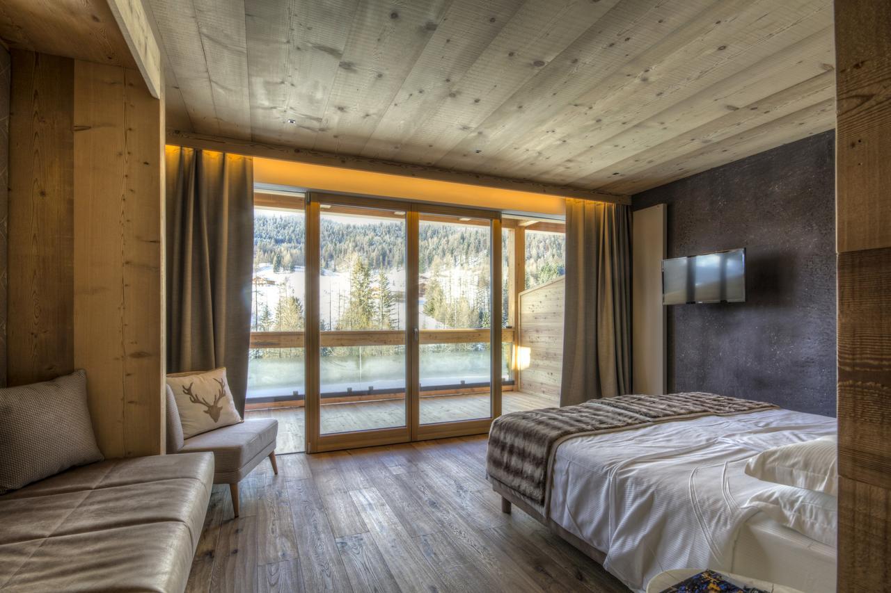 Dolomiti Lodge Alvera Cortina dʼAmpezzo Exteriör bild